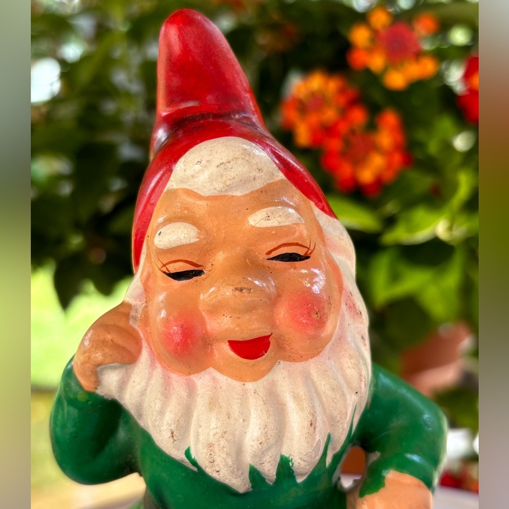 Vintage Chalk-ware Gnomes - Picture 5 of 12